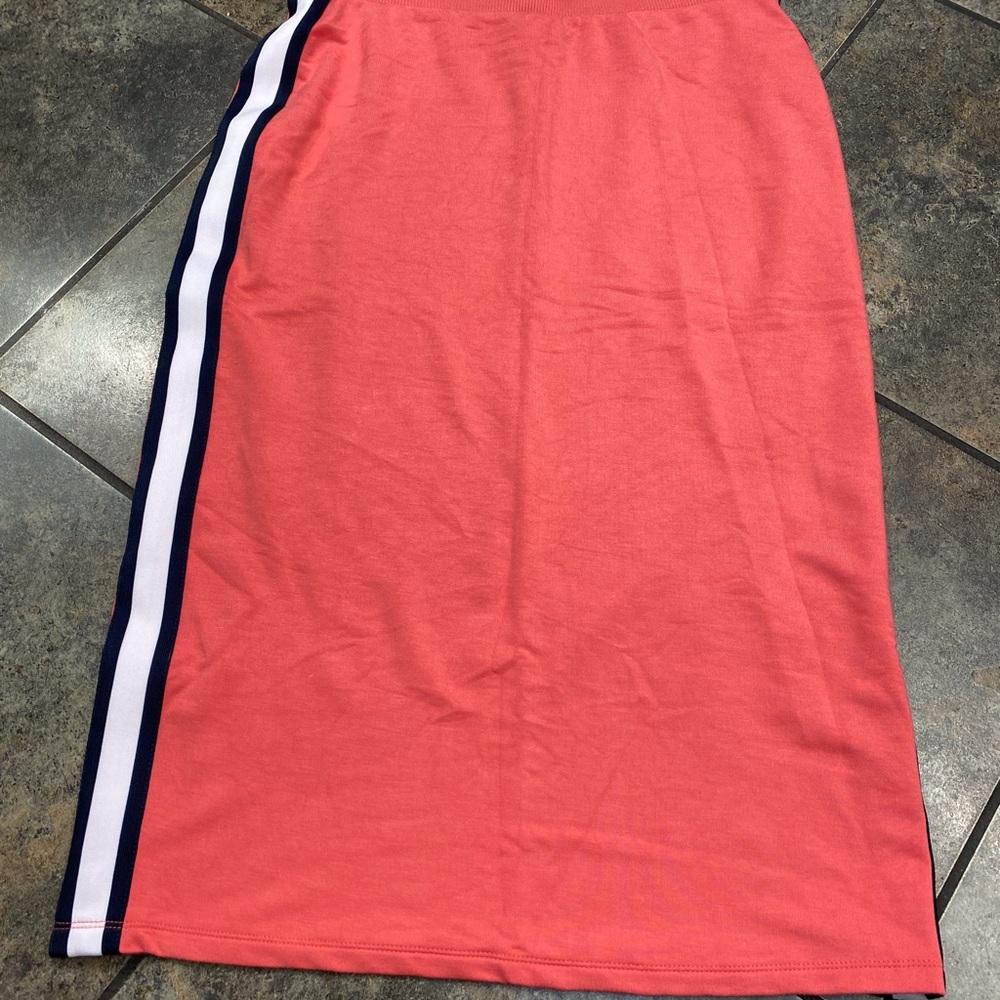 Tommy Hilfiger Pink Skirt w Stripe Sz Small Soft